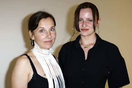 Vernissage 'Beyond Fame - Die Kunst der Stars' in Düsseldorf