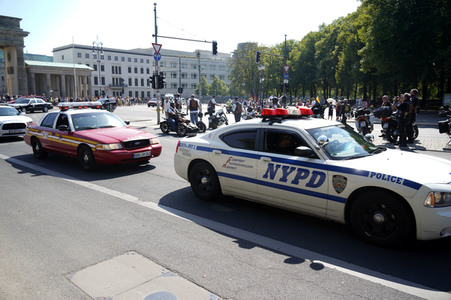 Kundgebung und Demofahrt ders  Red Knights MC Berlin