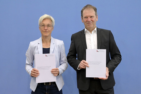 Bundespressekonferenz Expertenrat für Klimafragen in Berlin