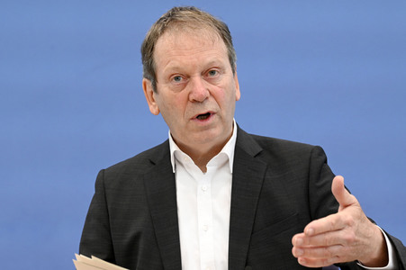 Bundespressekonferenz Expertenrat für Klimafragen in Berlin
