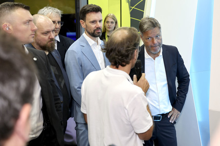 Robert Habeck auf der Gamescom 2023