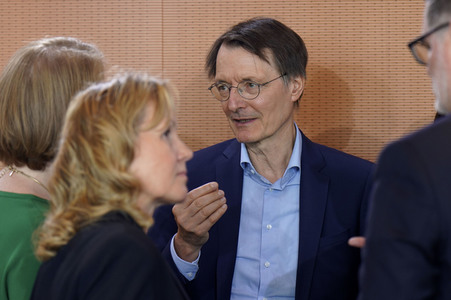 72. Sitzung des Bundeskabinetts in Berlin