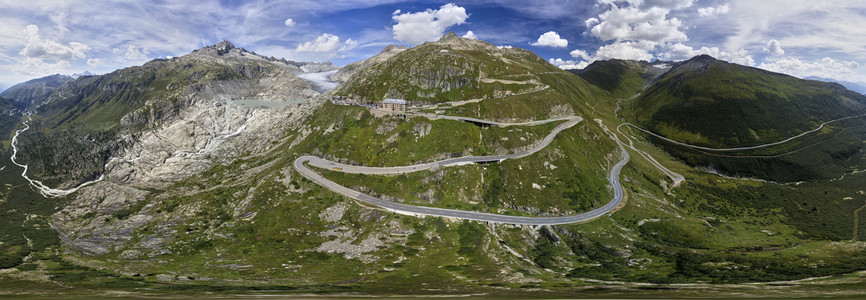 Symbolfoto Alpenpass