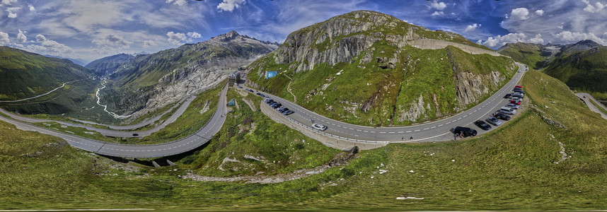 Symbolfoto Alpenpass