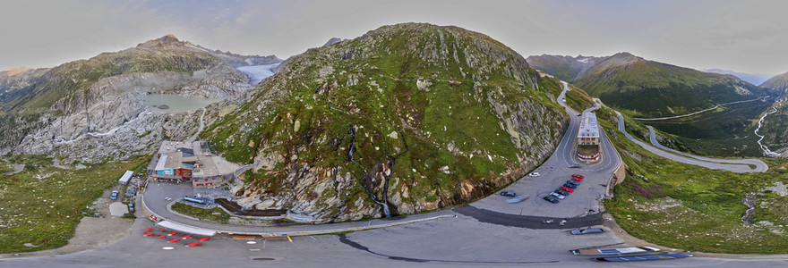 Symbolfoto Alpenpass