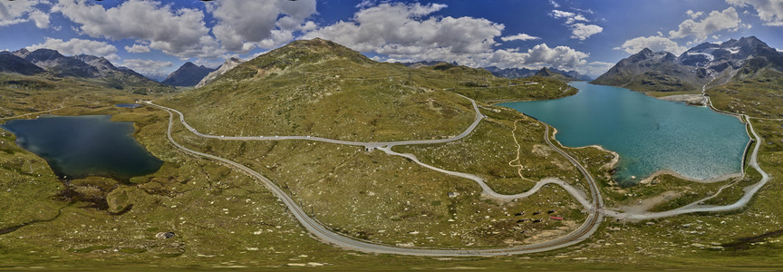 Symbolfoto Alpenpass