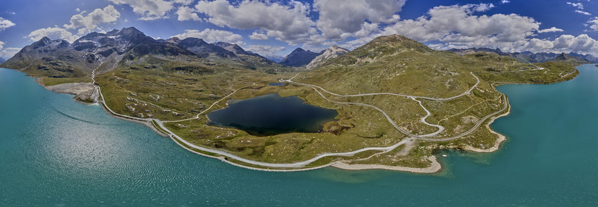 Symbolfoto Alpenpass