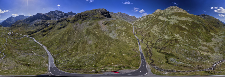 Symbolfoto Alpenpass