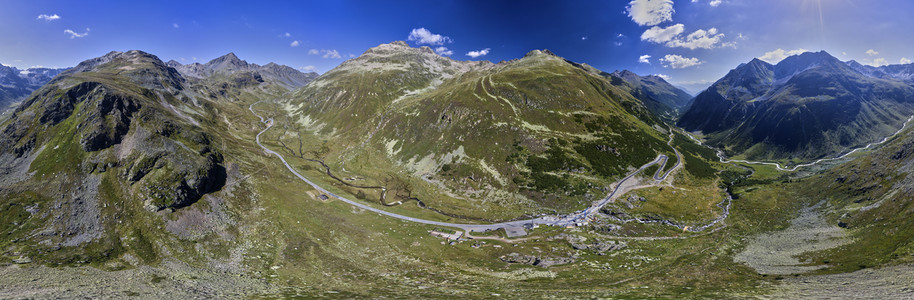 Symbolfoto Alpenpass