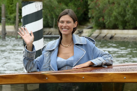 Bianca Balti bei der Ankunft am Hotel Excelsior, Internationale Filmfestspiele von Venedig 2023