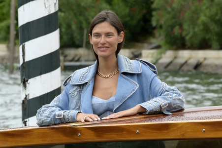 Bianca Balti bei der Ankunft am Hotel Excelsior, Internationale Filmfestspiele von Venedig 2023