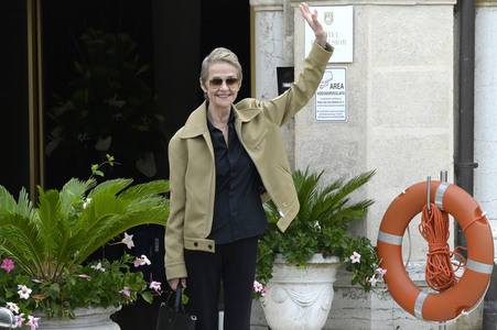 Ankunft von Charlotte Rampling am Hotel Excelsior, Internationale Filmfestspiele von Venedig 2023