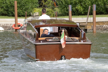 Matteo Renzi bei der Abfahrt vom Hotel Excelsior, Internationale Filmfestspiele von Venedig 2023