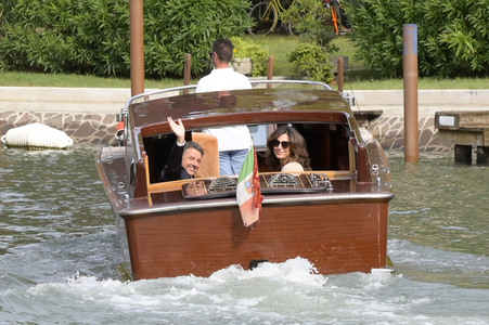 Matteo Renzi bei der Abfahrt vom Hotel Excelsior, Internationale Filmfestspiele von Venedig 2023