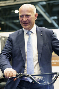 Kai Wegner und Franziska Giffey beim Eröffnungsrundgang auf der IFA 2023 in Berlin