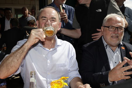 Hubert Aiwanger bei einer Wahlkampfveranstaltung der Freien Wähler Hessen in Wetter