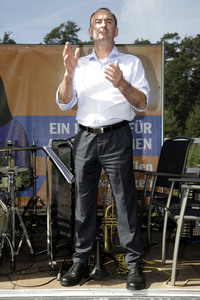 Hubert Aiwanger bei einer Wahlkampfveranstaltung der Freien Wähler Hessen in Wetter