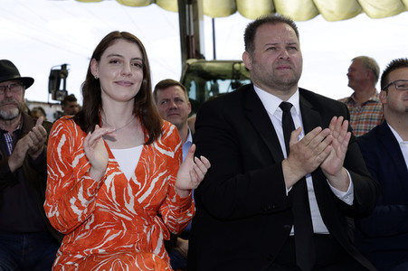 Hubert Aiwanger bei einer Wahlkampfveranstaltung der Freien Wähler Hessen in Wetter