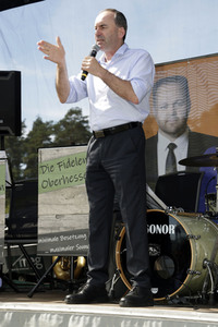 Hubert Aiwanger bei einer Wahlkampfveranstaltung der Freien Wähler Hessen in Wetter