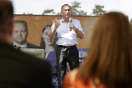 Hubert Aiwanger bei einer Wahlkampfveranstaltung der Freien Wähler Hessen in Wetter