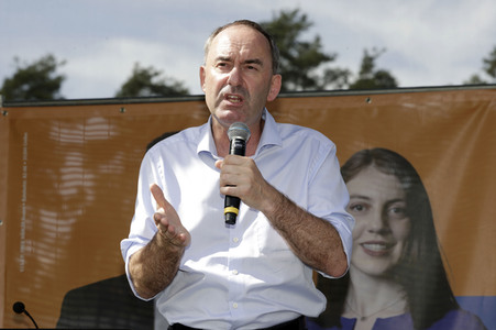 Hubert Aiwanger bei einer Wahlkampfveranstaltung der Freien Wähler Hessen in Wetter