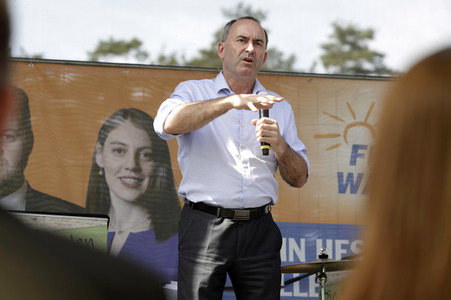 Hubert Aiwanger bei einer Wahlkampfveranstaltung der Freien Wähler Hessen in Wetter