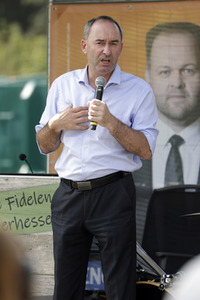 Hubert Aiwanger bei einer Wahlkampfveranstaltung der Freien Wähler Hessen in Wetter