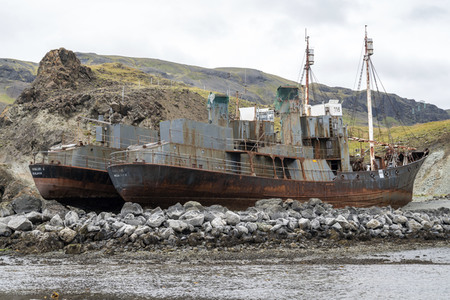 Hvalur hf. Walfangunternehmen bei Akranes