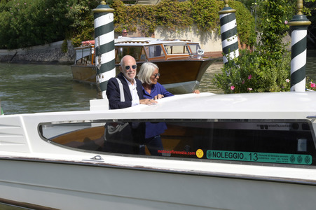 Ankunft von Gabriele Salvatores und Rita Rabassini am Hotel Excelsior, Internationale Filmfestspiele von Venedig 2023