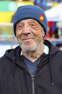 Benefiz-Fußballspiel 'Kicken mit Herz' 2023 in Hamburg