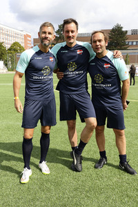 Benefiz-Fußballspiel 'Kicken mit Herz' 2023 in Hamburg