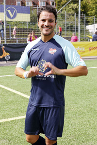 Benefiz-Fußballspiel 'Kicken mit Herz' 2023 in Hamburg