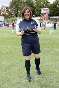 Benefiz-Fußballspiel 'Kicken mit Herz' 2023 in Hamburg