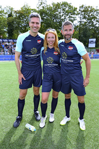 Benefiz-Fußballspiel 'Kicken mit Herz' 2023 in Hamburg