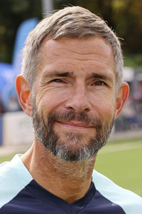 Benefiz-Fußballspiel 'Kicken mit Herz' 2023 in Hamburg