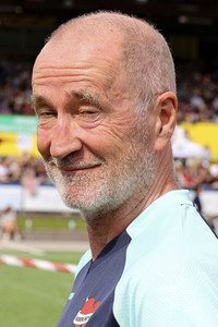 Benefiz-Fußballspiel 'Kicken mit Herz' 2023 in Hamburg