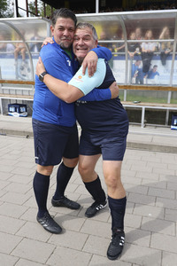 Benefiz-Fußballspiel 'Kicken mit Herz' 2023 in Hamburg