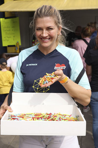 Benefiz-Fußballspiel 'Kicken mit Herz' 2023 in Hamburg