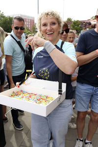 Benefiz-Fußballspiel 'Kicken mit Herz' 2023 in Hamburg