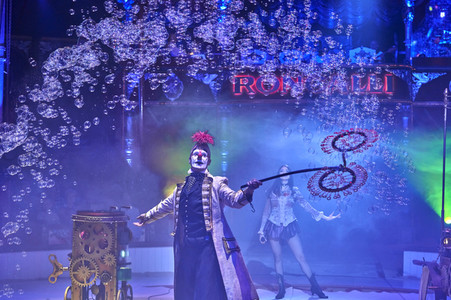 Premiere vom Circus Roncalli in Hannover