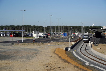 Start des eigenen Bahnshuttle zur Tesla Gigafactory 4 in Grünheide