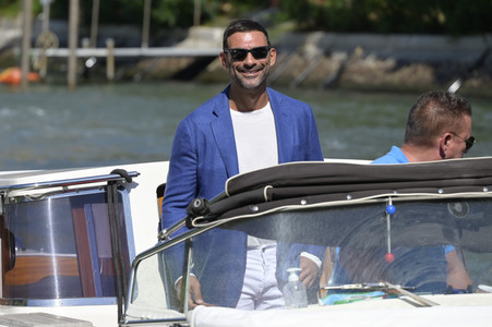 Ankunft von Francesco Arca am Hotel Excelsior, Internationale Filmfestspiele von Venedig 2023