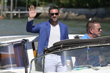 Ankunft von Francesco Arca am Hotel Excelsior, Internationale Filmfestspiele von Venedig 2023