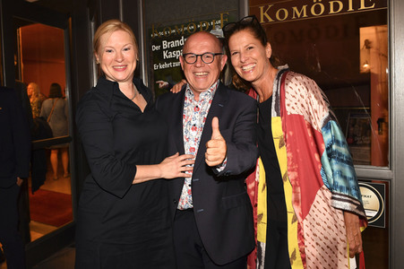 Theaterpremiere 'Der Brandner Kaspar 2 - Er kehrt zurück' in München
