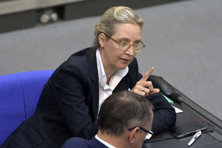 120. Sitzung des Deutschen Bundestages in Berlin