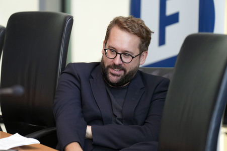 Podiumsdiskussion 'Bring Back Kids to Ukraine: Die Entführung ukrainischer Kinder' in Berlin