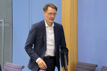 Bundespressekonferenz Krankenhaustransparenzgesetz in Berlin