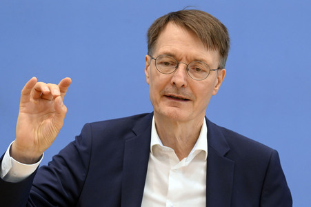 Bundespressekonferenz Krankenhaustransparenzgesetz in Berlin