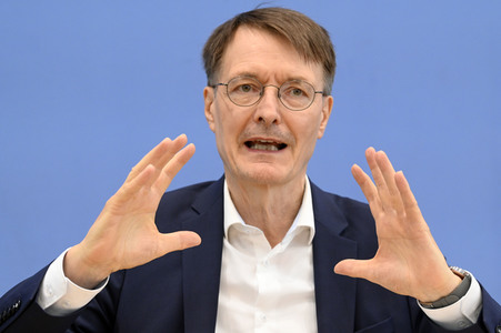 Bundespressekonferenz Krankenhaustransparenzgesetz in Berlin