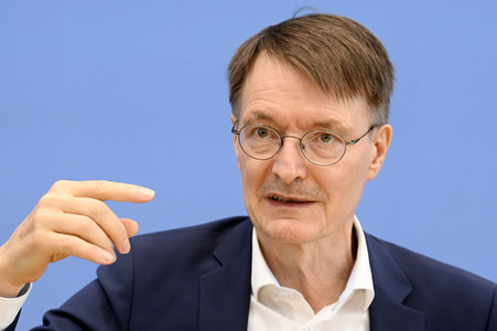 Bundespressekonferenz Krankenhaustransparenzgesetz in Berlin